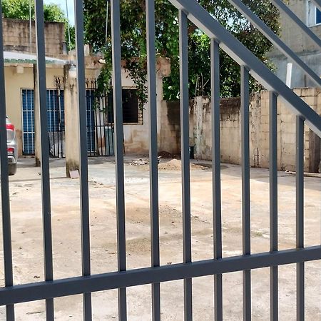 Casa De Huespedes Los Santos كانكون المظهر الخارجي الصورة