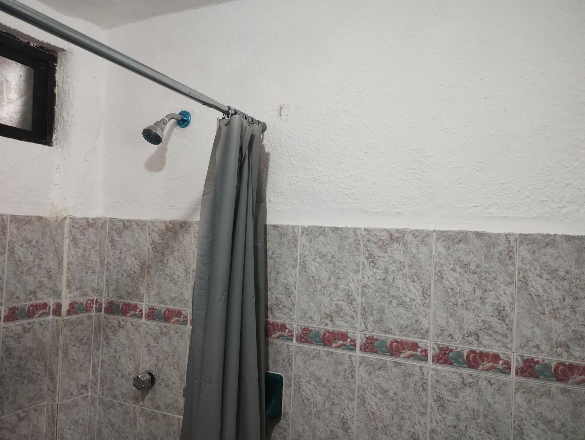 Casa De Huespedes Los Santos كانكون المظهر الخارجي الصورة